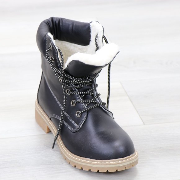 Sherpa Lined Woman's Faux Leather Lug-Sole Combat Ankle Boots - Picture 13 of 13